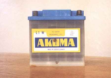 akumulátor 